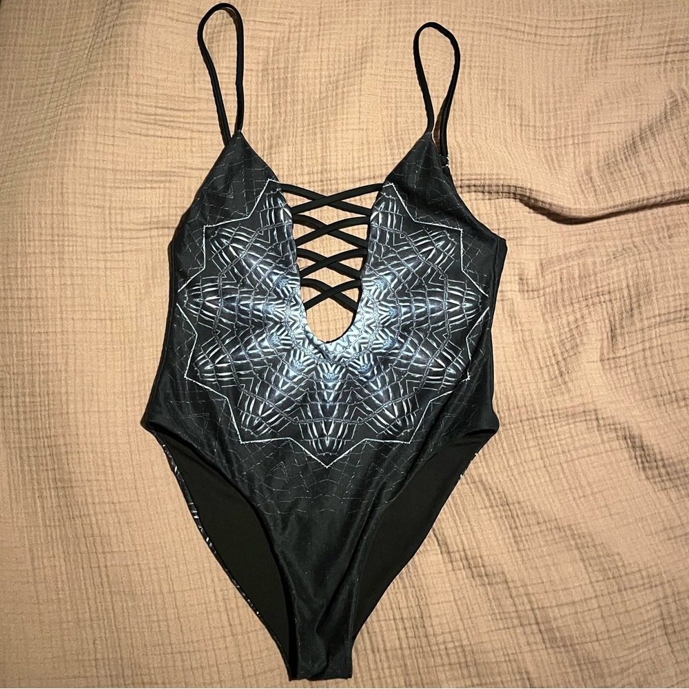 Wolven Threads Reversible One Piece